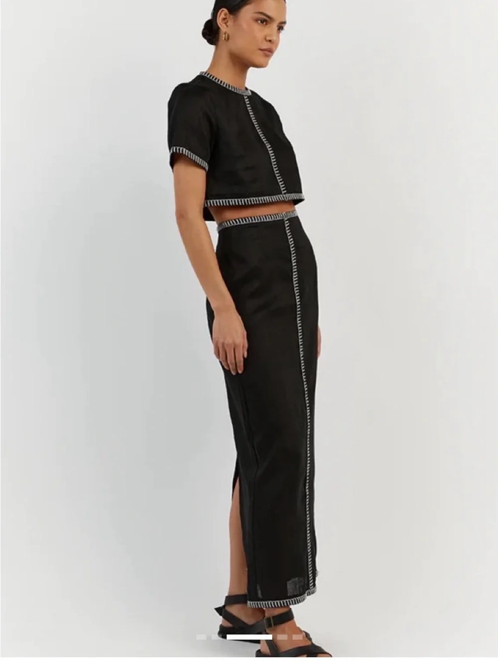 Magaschoni Black with White Contrast Trim set completely new